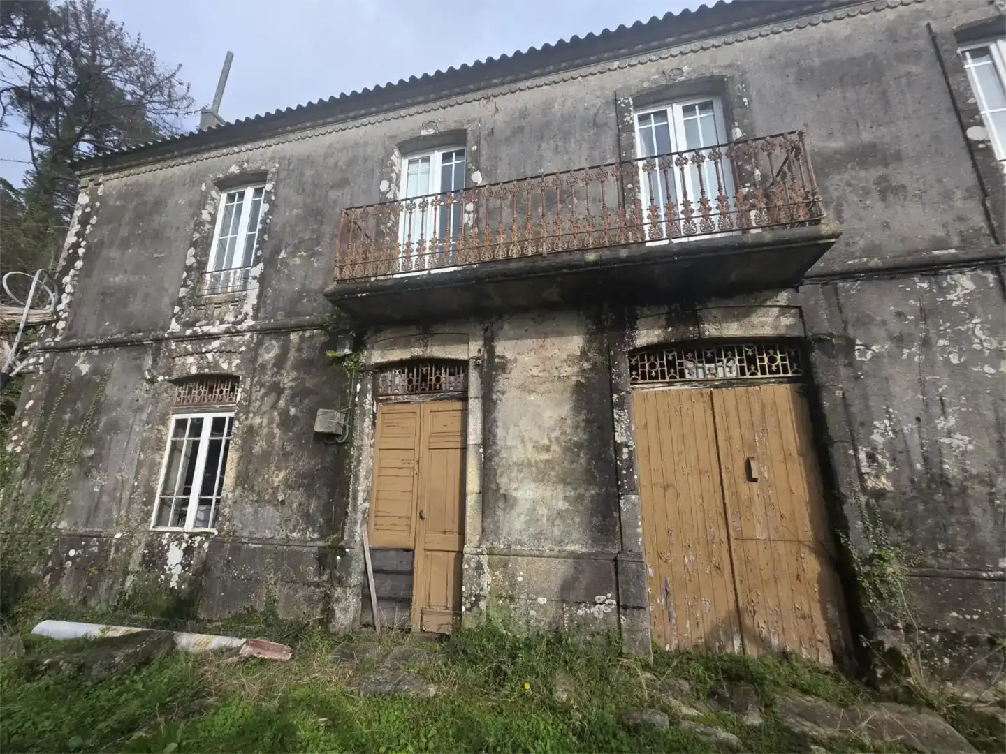 Außenansicht von Country house zum Verkauf in Muros, A Coruña
