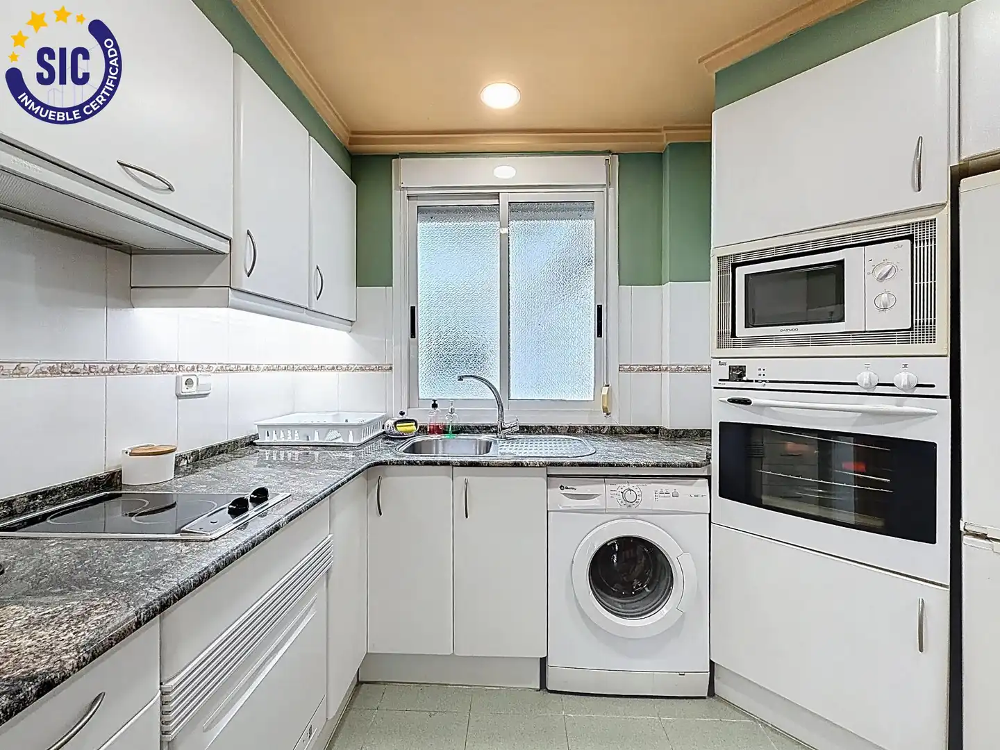 Cocina de Piso en venta en Valencia con Calefacción y Terraza