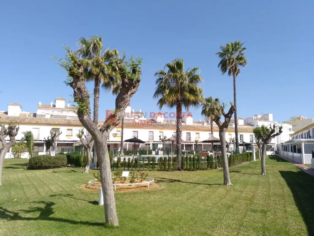 Exterior view of Detached homes for sale in La Antilla