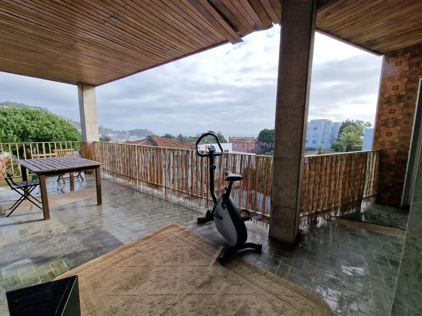 Piso con terraza en venta en Carrer de la Selva, imagen 3