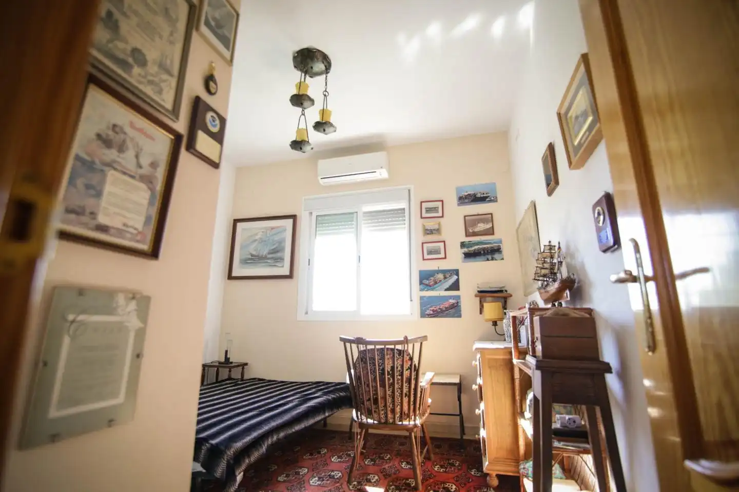 Bedroom of Houses for sale in La Puebla del Río
