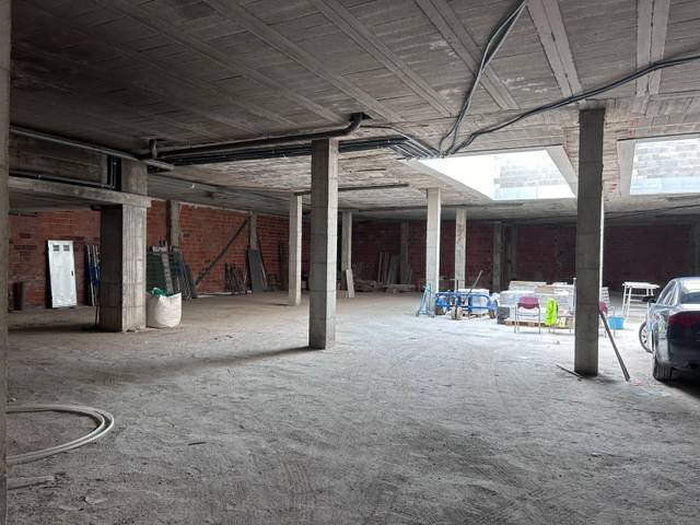 Local comercial en Alquiler en El Mercado