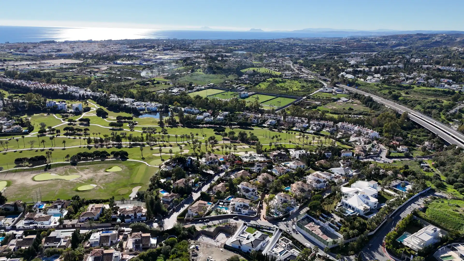 Vista exterior de Casa o chalet en venta en Marbella con Aire acondicionado, Jardín privado y Terraza