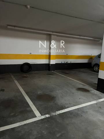 Garaje en Alquiler en Santas Mariñas en Castiñeiriño - Cruceiro de Sar