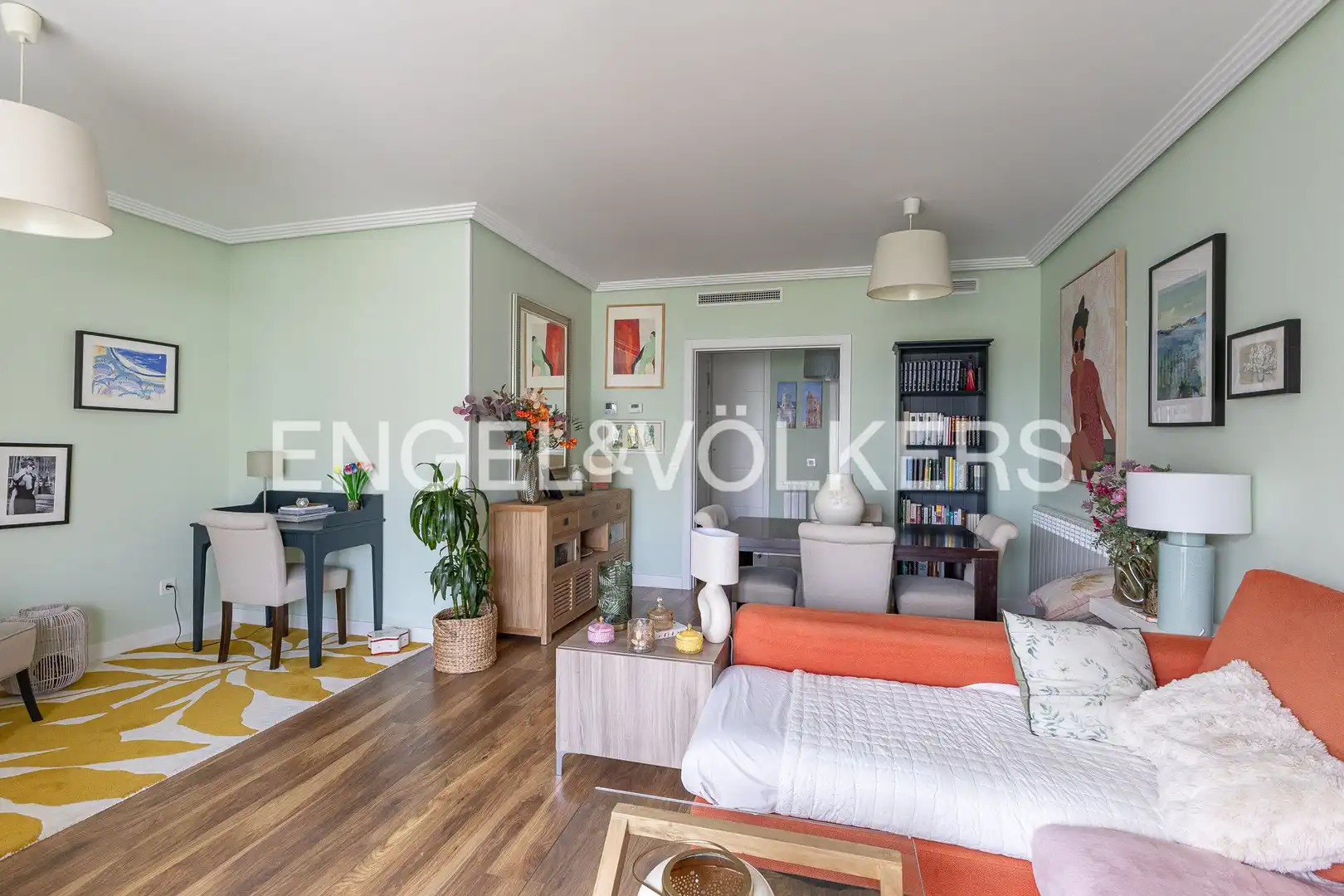 Wohnzimmer von Wohnung zur Miete in San Sebastián de los Reyes mit Klimaanlage, Heizung und Privatgarten