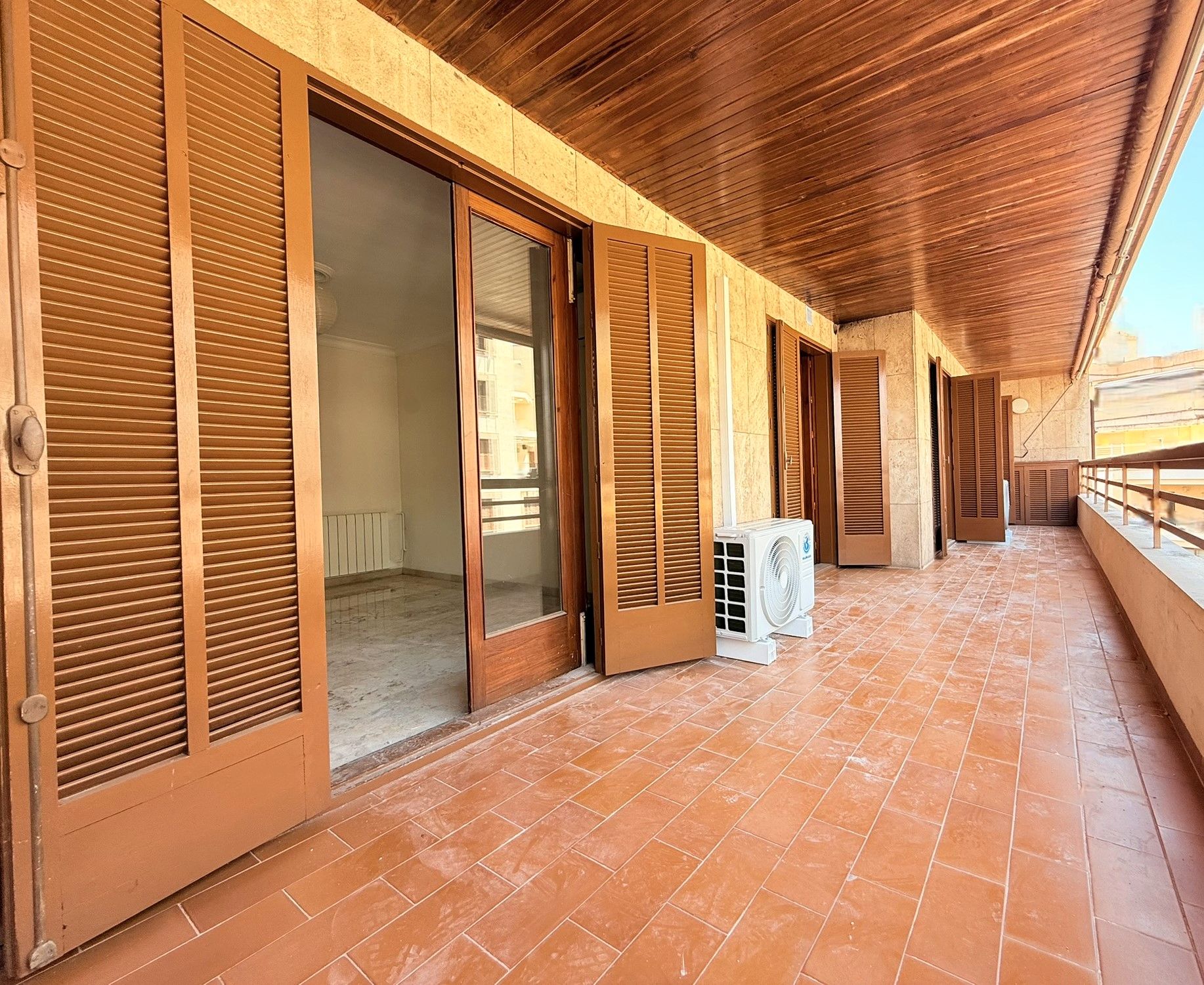 Terrassa de Pis de lloguer en  Palma de Mallorca amb Aire condicionat, Calefacció i Terrassa