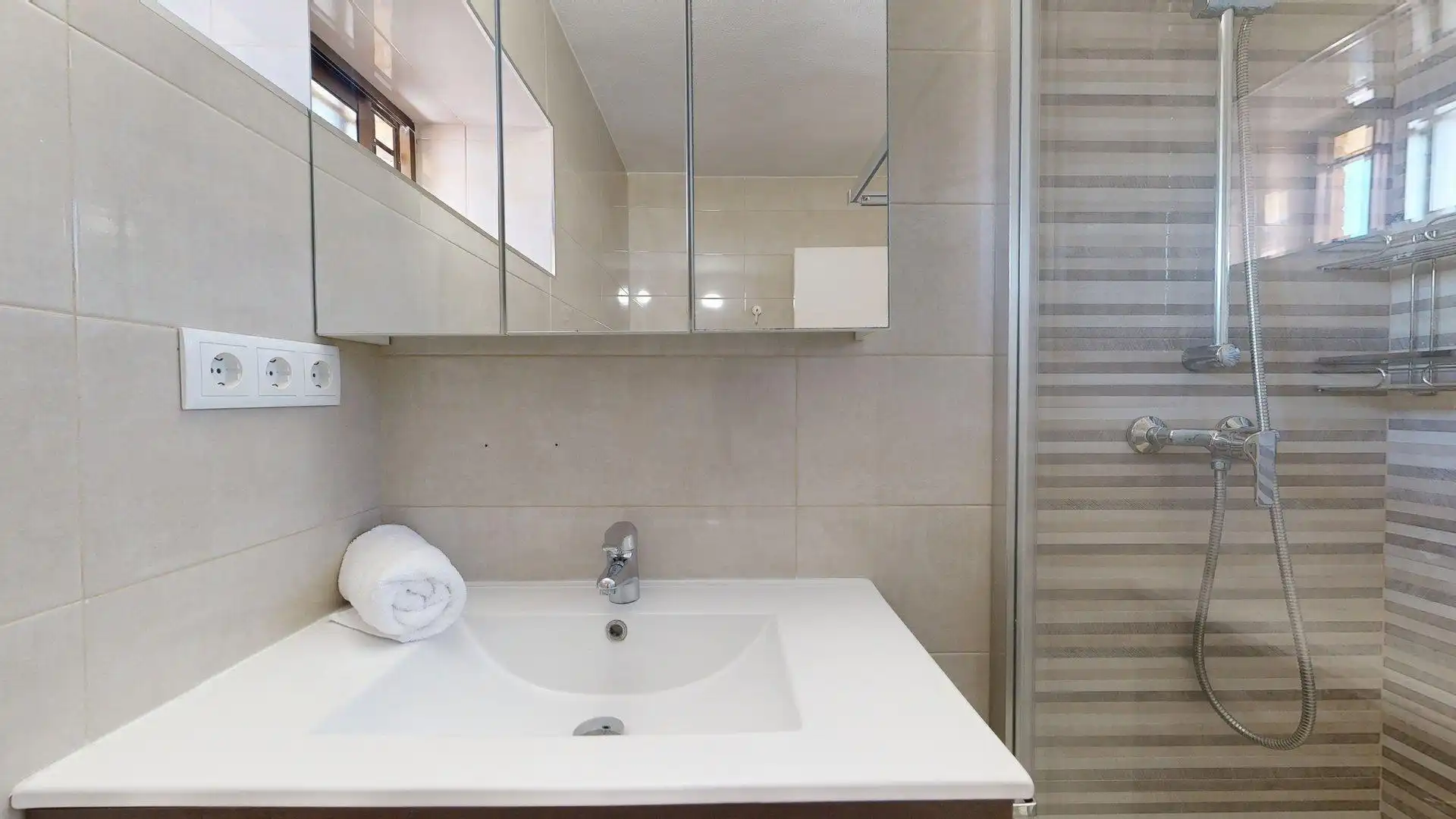 Appartement compact avec terrasse à louer à Avenida de San Bartolomé de Tirajana 51, imagen 34