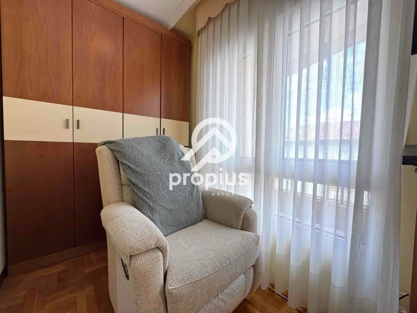 Piso en venta en Pedro Antonio Menendez, Parque San Francisco - Uría