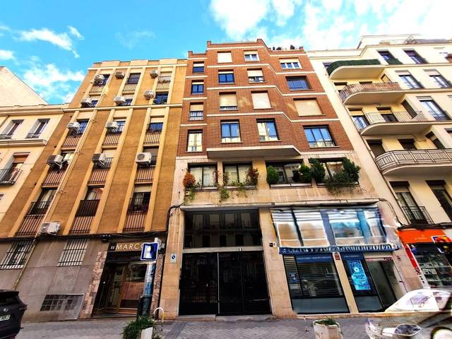 Garaje en Venta en Calle de Viriato en Trafalgar