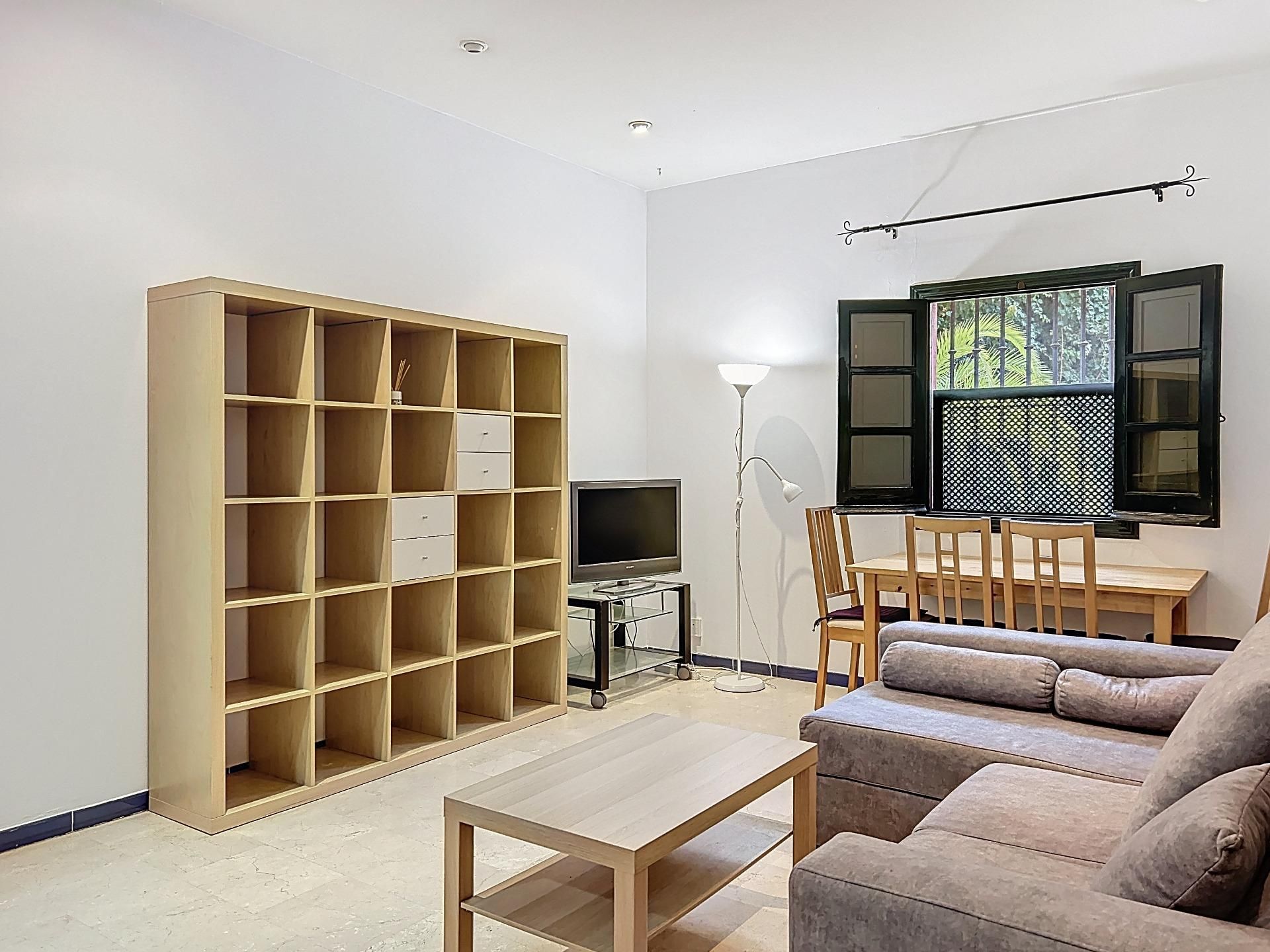 Living room of Flat for sale in  Sevilla Capital  with Air Conditioner