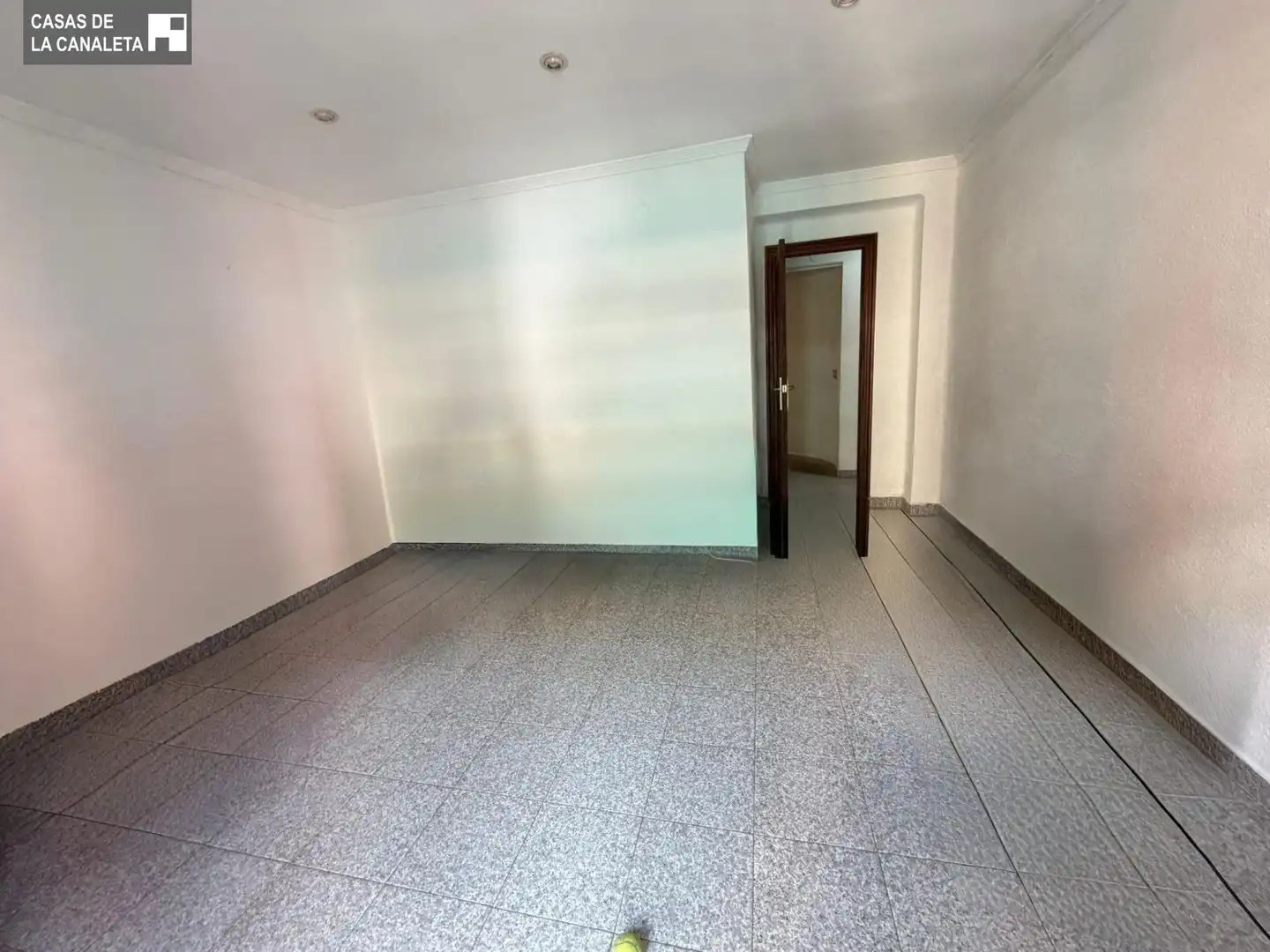 Piso en venta en Mislata con Balcón