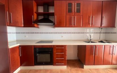 Kitchen of Flat for sale in Algeciras  with Air Conditioner