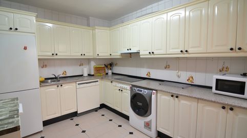 Photo 4 of Flat for sale in Calle Sor Valentina Mirón, Los Pinos - El Pilar, Plasencia