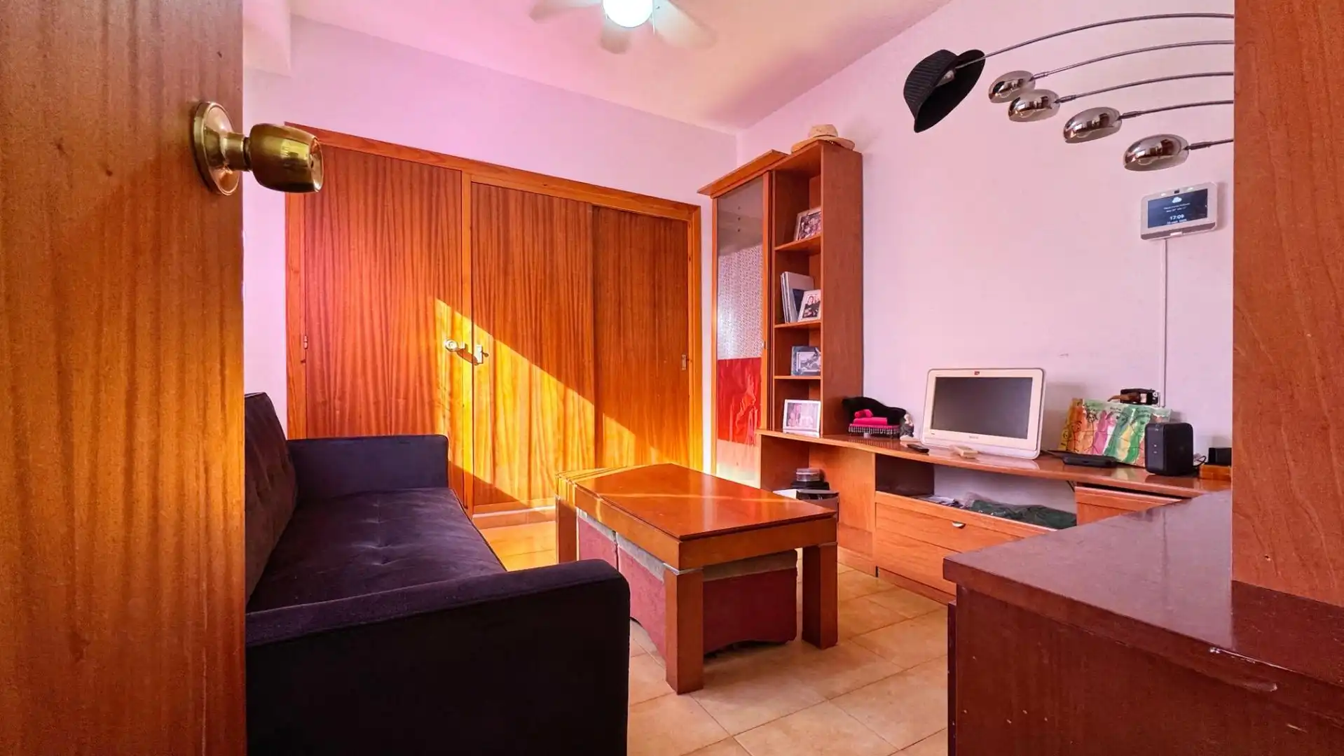 Casa aparellada amb terrassa en venda a Pego, imagen 16