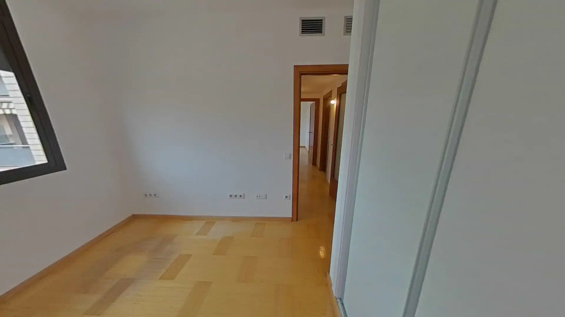Duplexes for sale in Terrassa  with Air Conditioner, Heating and Terrace