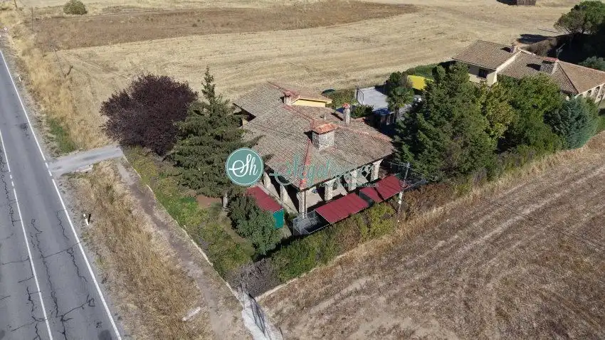 Detached house with garden for sale in Valverde del Majano, imagen 5