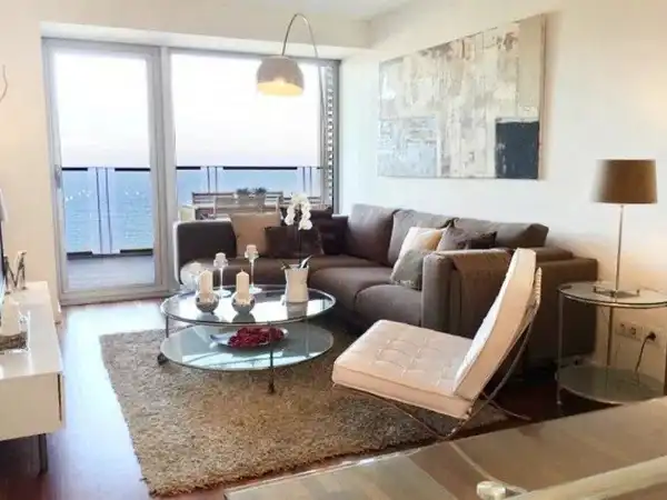 Piso con terraza en alquiler en Passeig de Garcia Fària, imagen 5