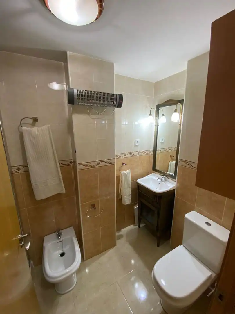 Baño de Piso de alquiler en Murcia con Aire acondicionado y Amueblado