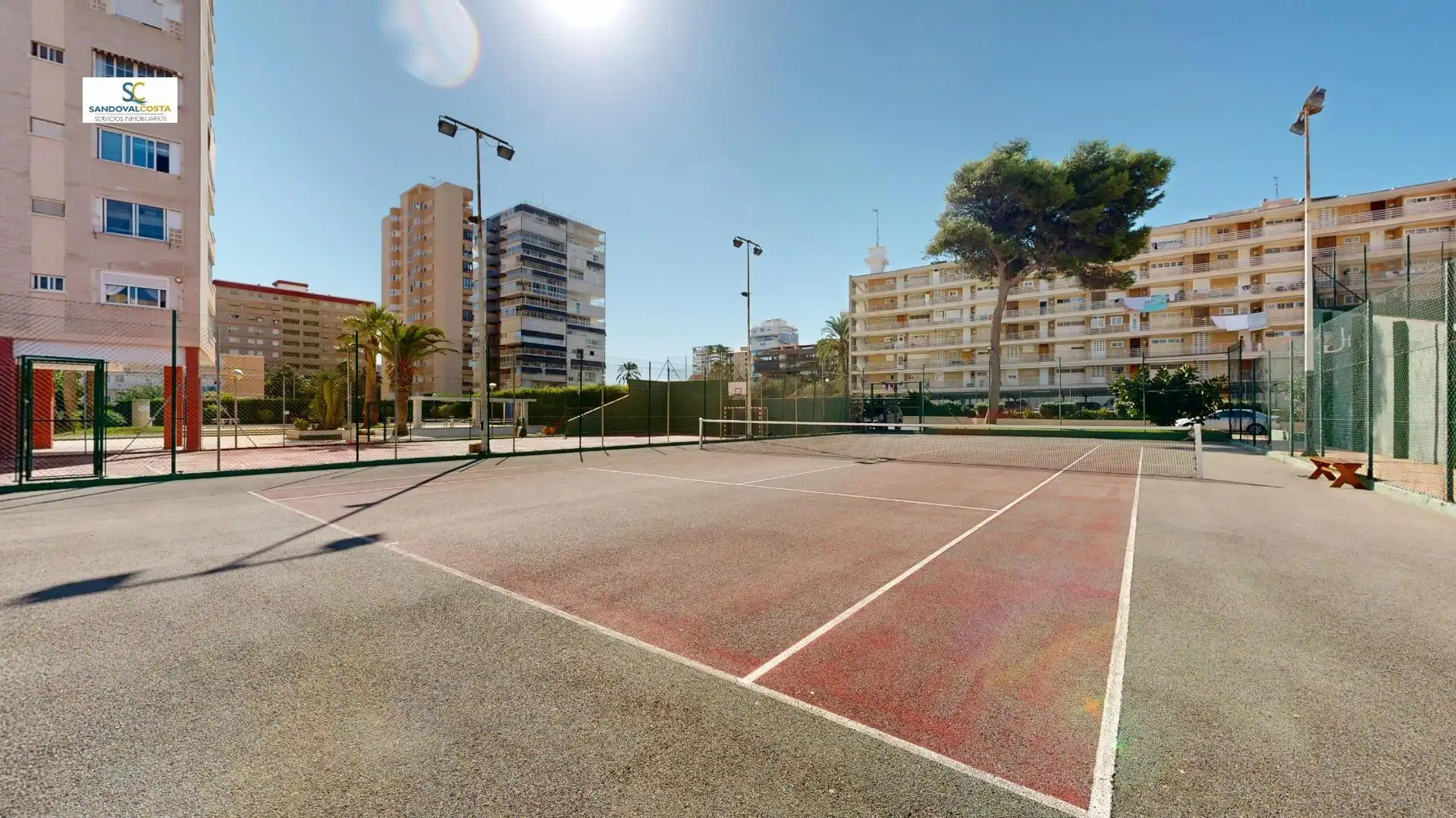 Außenansicht von Wohnung zum Verkauf in Alicante / Alacant mit Klimaanlage und Gemeinschaftspool