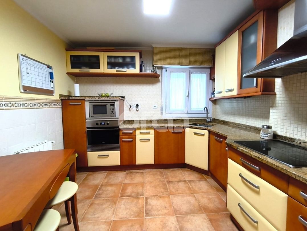 Cuina de Pis en venda en Santurtzi  amb Calefacció