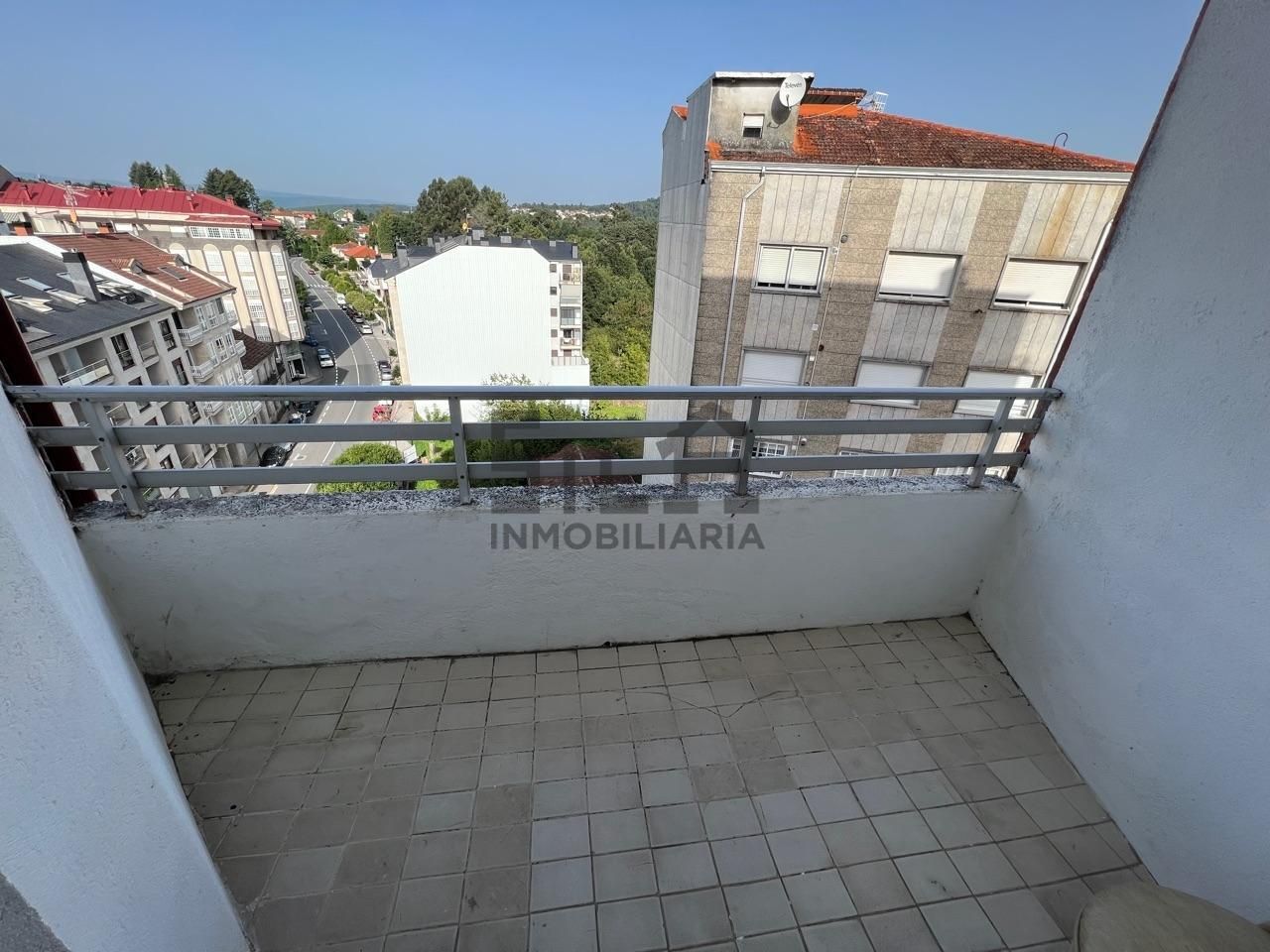 Flat for sale in AVDA. JULIO RODRÍGUEZ SOTO, O Carballiño