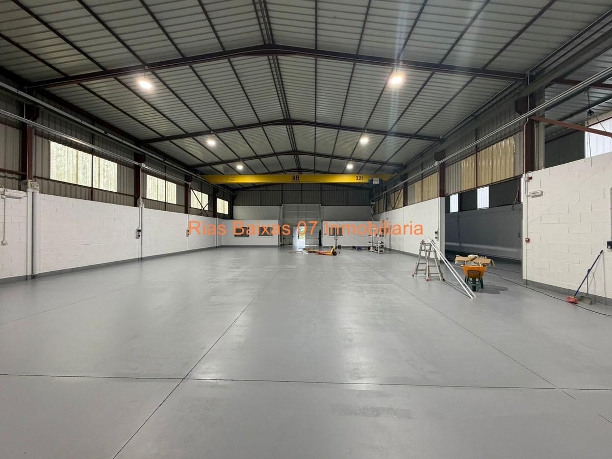 Industrial buildings to rent in Ponteareas