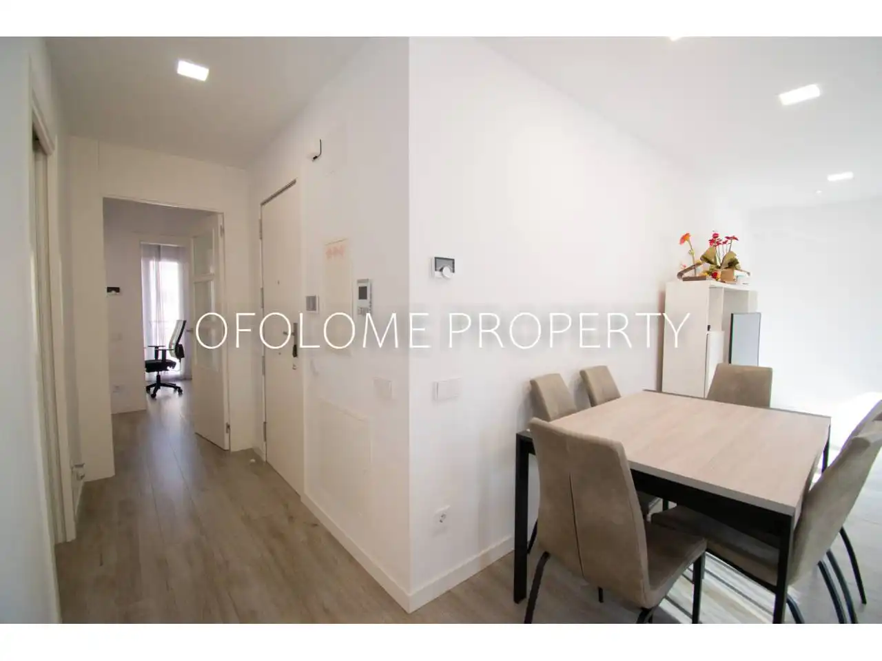Comedor de Edificio en venta en Sabadell
