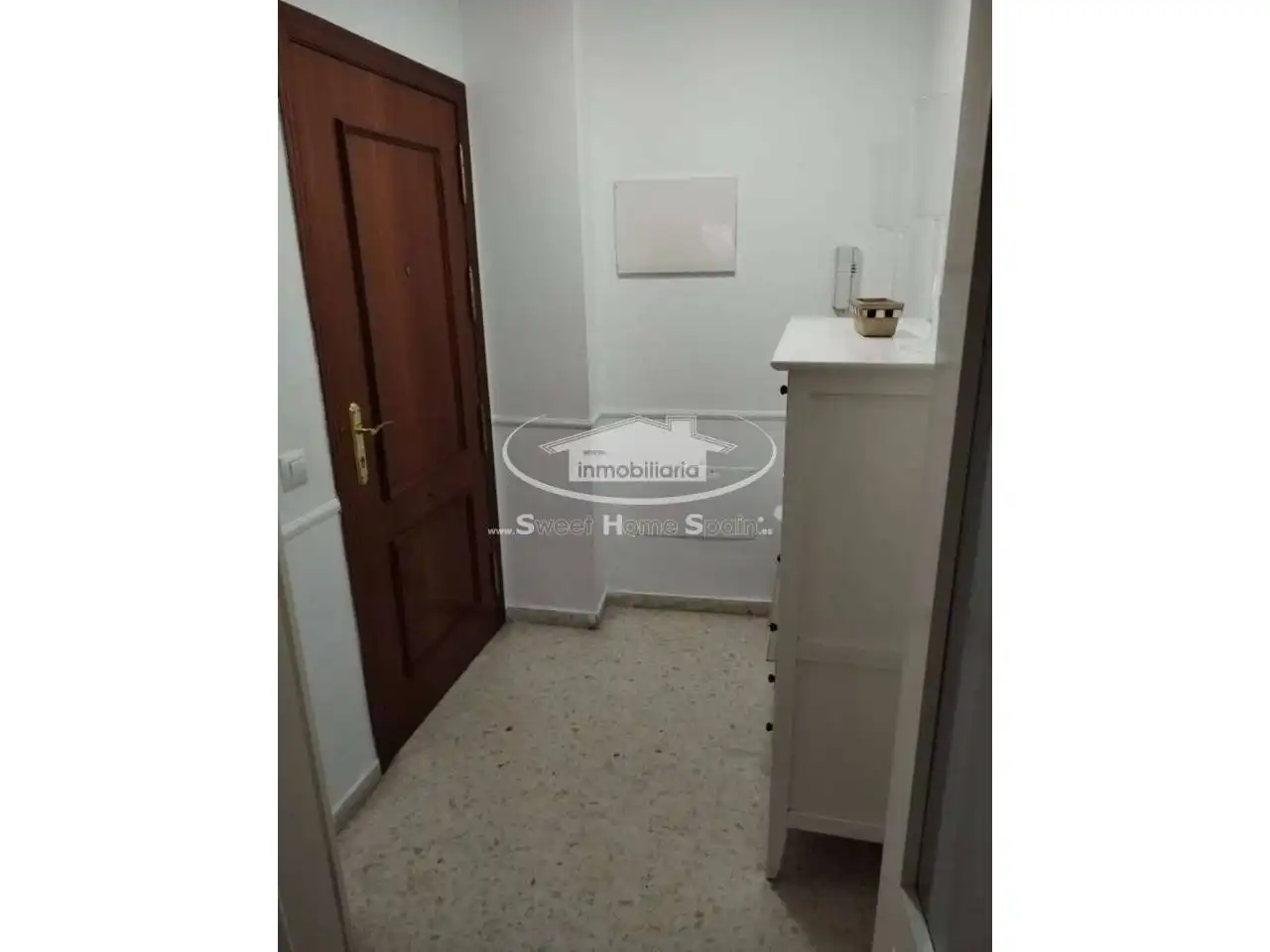Wohnung zur Miete in Sanlúcar de Barrameda mit Terrasse, Abstellraum und Möbliert