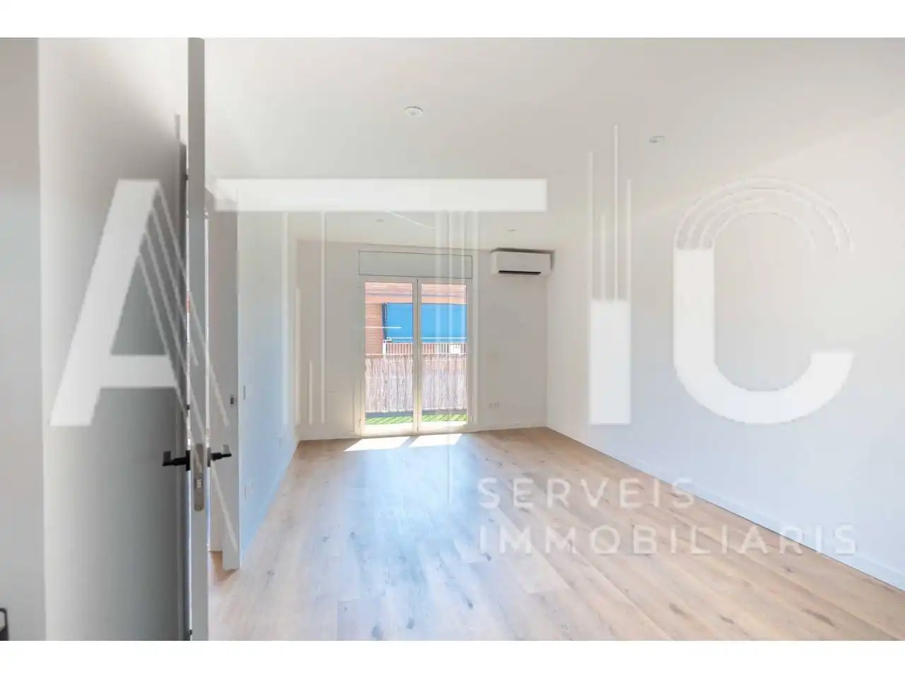 Habitación de Piso en venta en Ripollet con Aire acondicionado, Parquet y Balcón