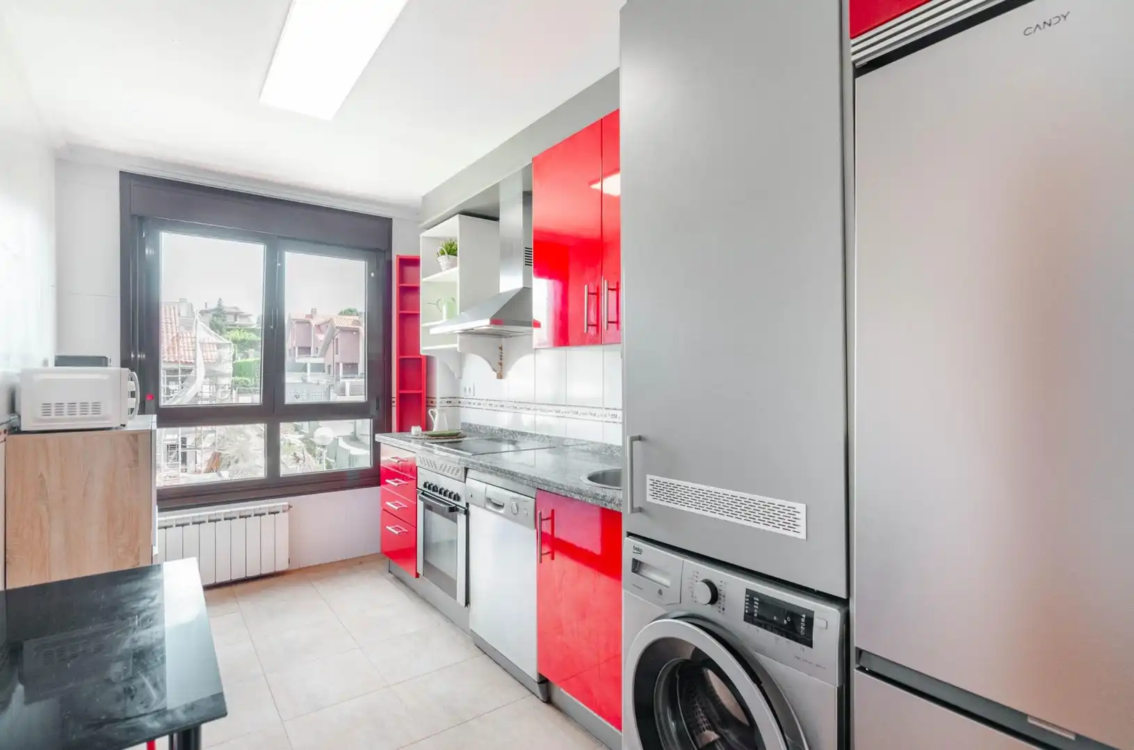 Cocina de Piso en venta en Llanera con Calefacción, Trastero y Amueblado