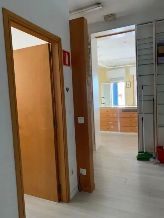 Commercial properties for sale in Tomas Alonso, 185, Coia