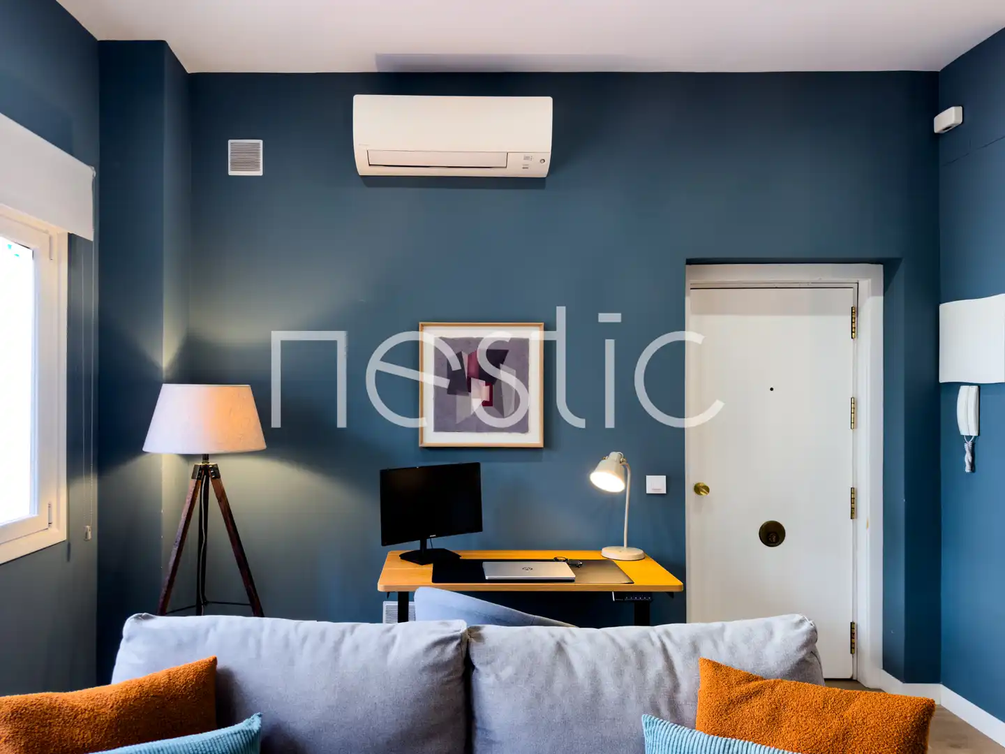 Sala de estar de Apartamento de alquiler en Madrid con Aire acondicionado, Calefacción y Amueblado