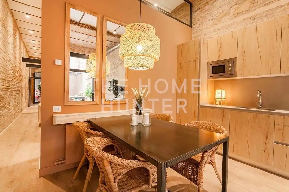 Esszimmer von Wohnung zum Verkauf in Barcelona mit Heizung, Privatgarten und Terrasse