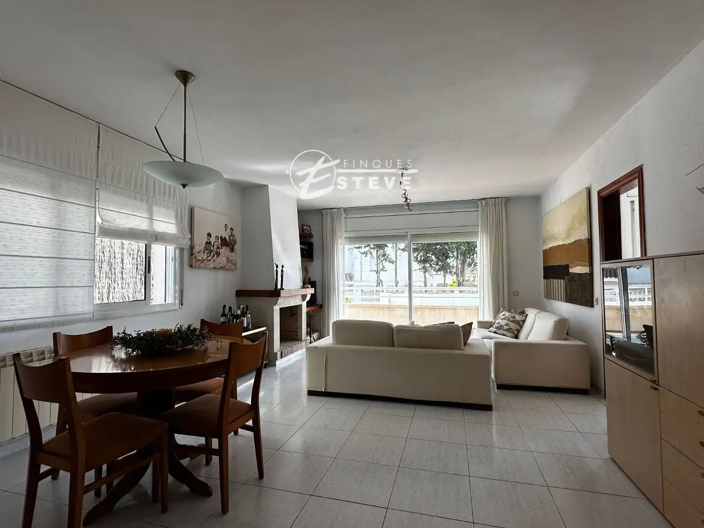 Sala de estar de Casa o chalet de alquiler en Calafell con Piscina y Amueblado