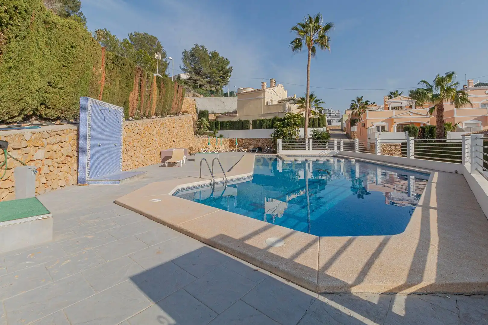 Bungalow with pool for sale in UR COMETA III 1(V) N2-2(V)CALP (ALICANTE) Urb Lilia Rosa, imagen 3