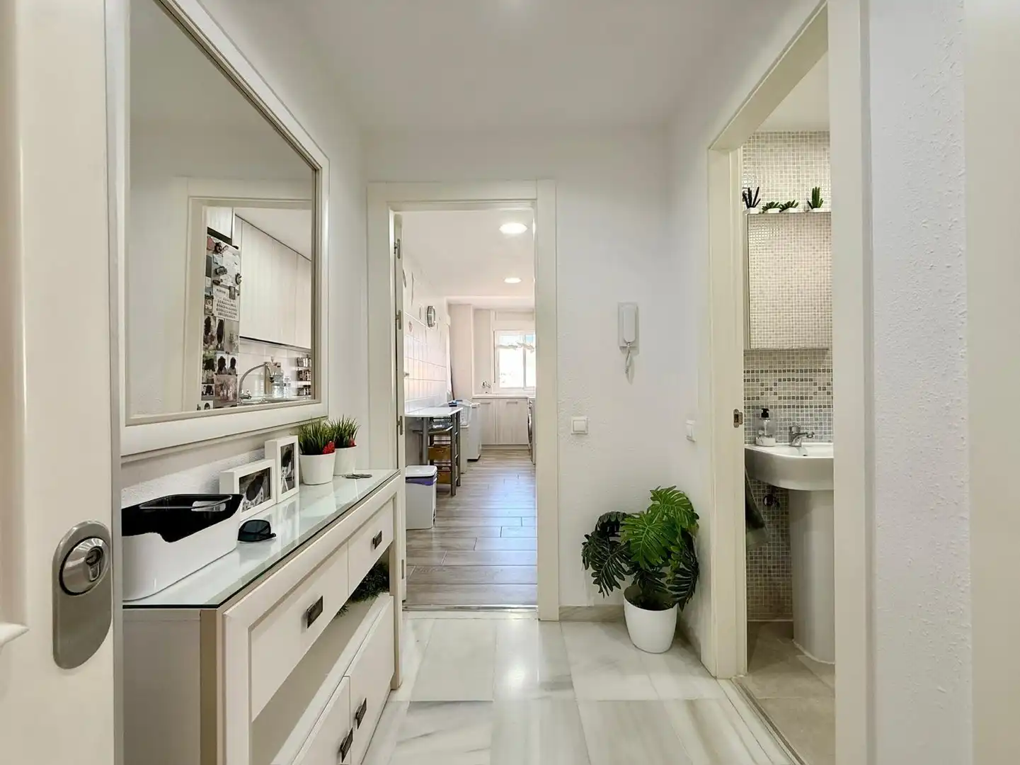 Flat for sale in Roquetas de Mar  with Air Conditioner, Heating and Terrace