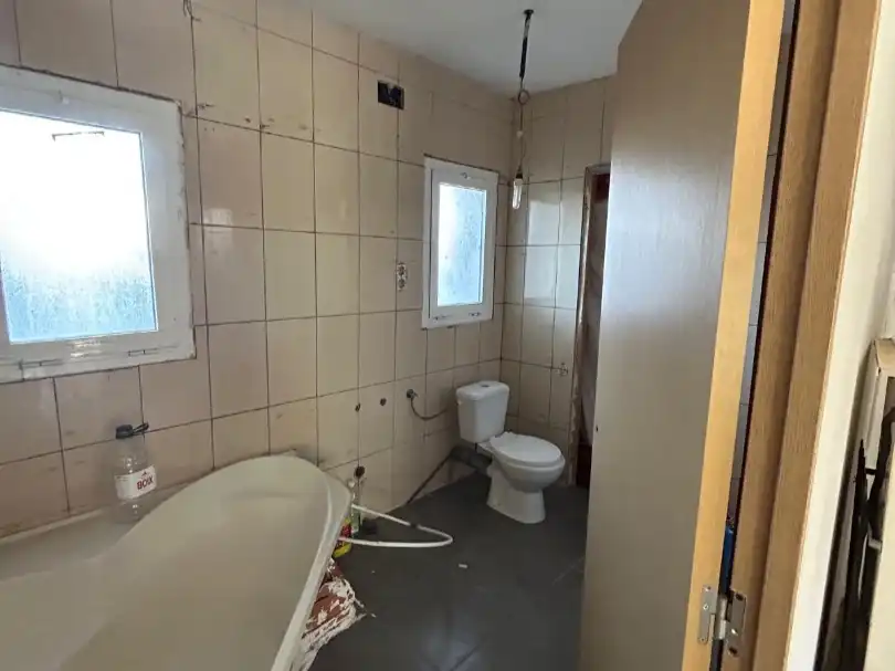 Baño de Terreno en venta en Lleida
