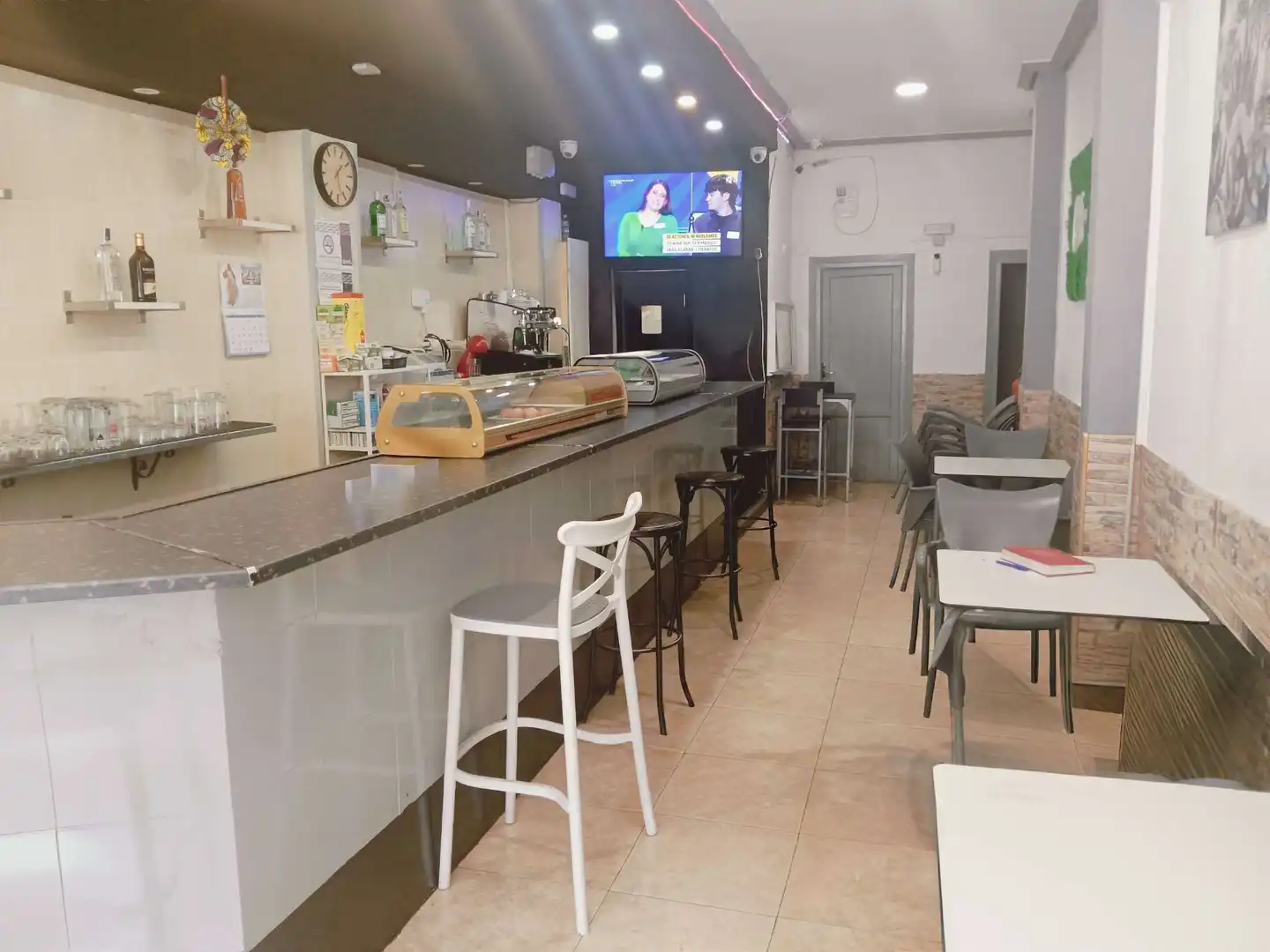 Local de alquiler en Zaragoza con Aire acondicionado y Amueblado