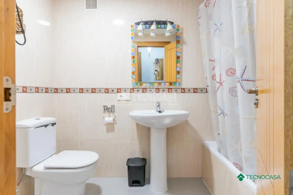 Bathroom of Flat for sale in Roquetas de Mar
