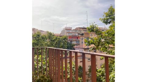 Foto 2 de Piso en venta en Navas, Barcelona Capital
