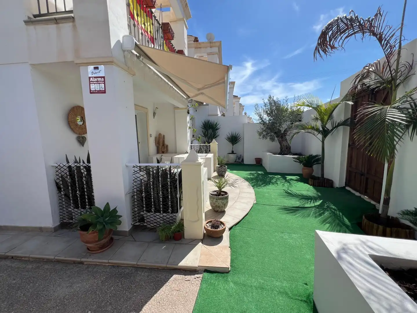 Exterior view of Detached homes for sale in El Campello  with Air Conditioner, Private garden and Balcony