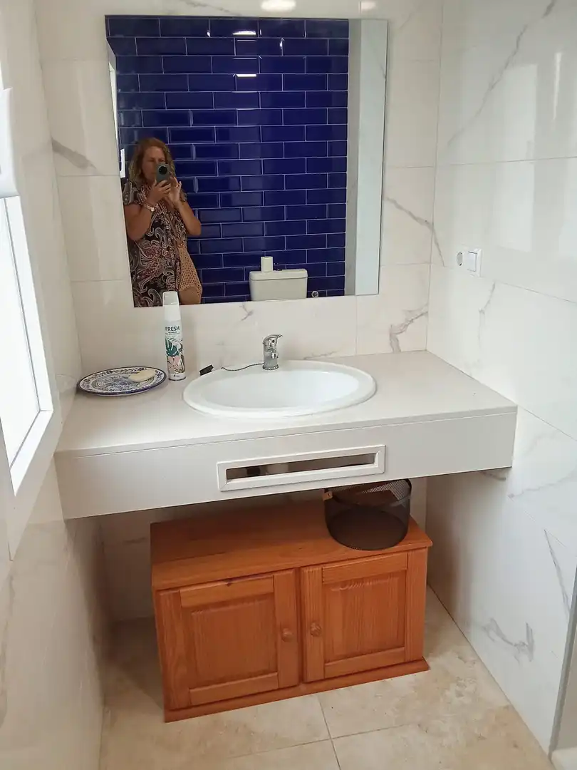 Bany de Apartament de lloguer en Sagunto / Sagunt amb Aire condicionat, Terrassa i Moblat