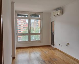 Bedroom of Flat for sale in  Barcelona Capital  with Air Conditioner, Heating and Parquet flooring