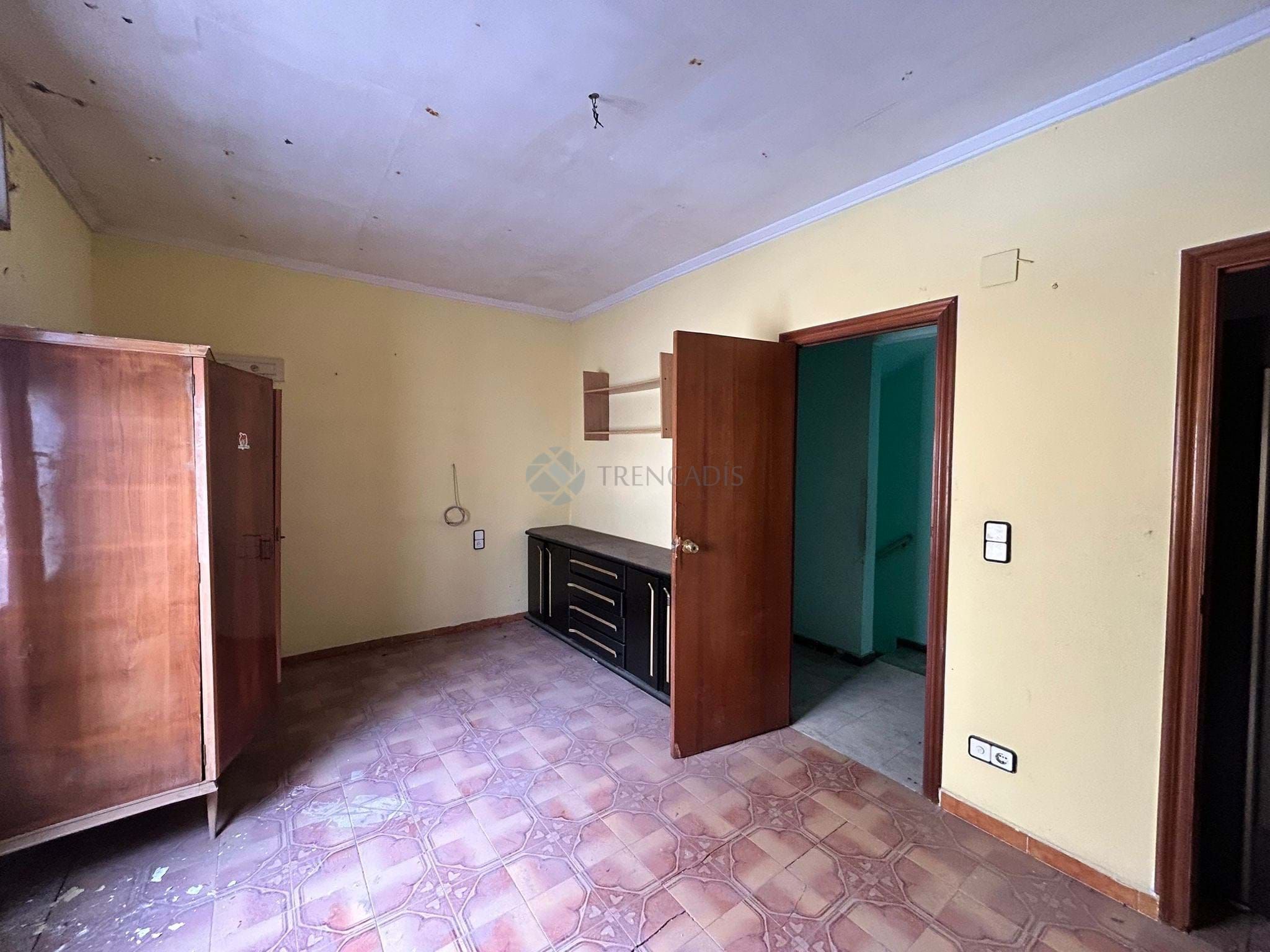 Casa adosada en venda en L'Alcúdia de Crespins