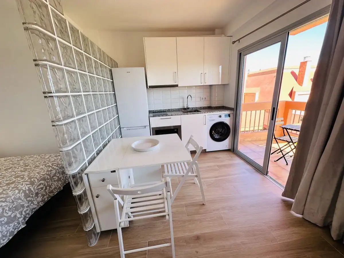 Cocina de Estudio en venta en Puerto de la Cruz con Trastero, Amueblado y Piscina comunitaria