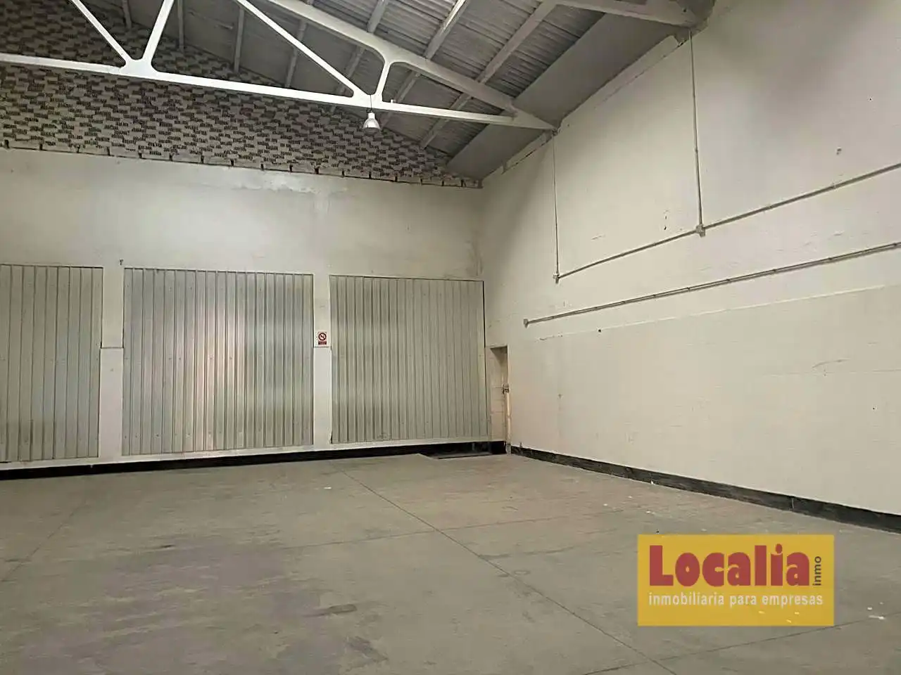 Nave industrial de alquiler en Entrambasaguas
