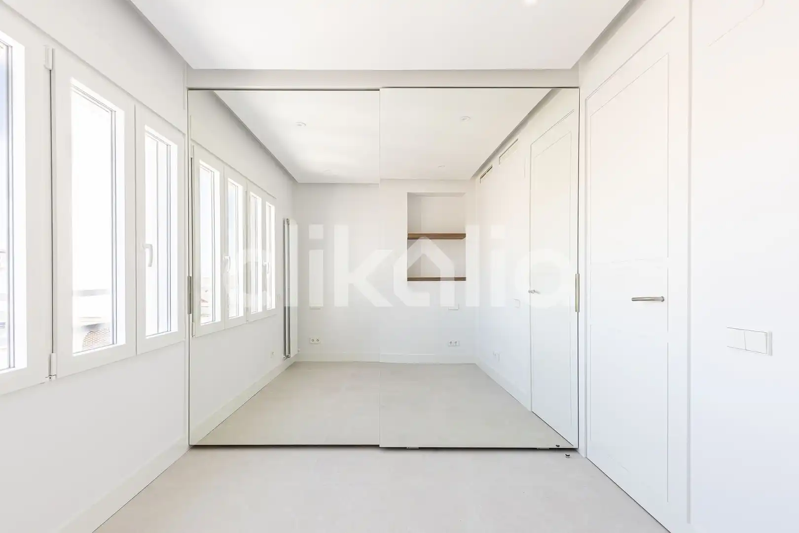 Bedroom of Attic for sale in Madrid  with Air Conditioner, Heating and Terrace