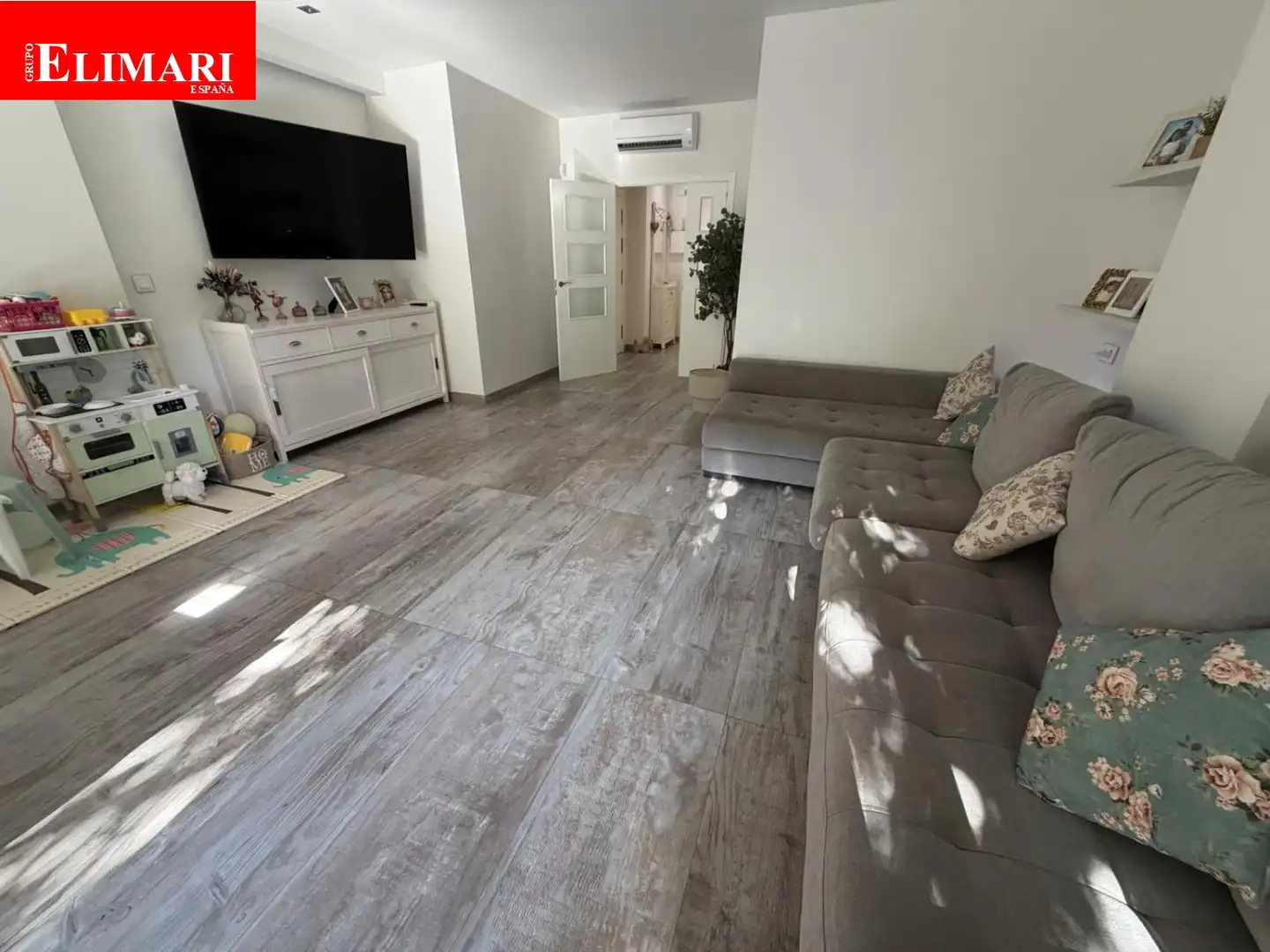 Apartament amb terrassa en venda a Avinguda Catalunya, imagen 4