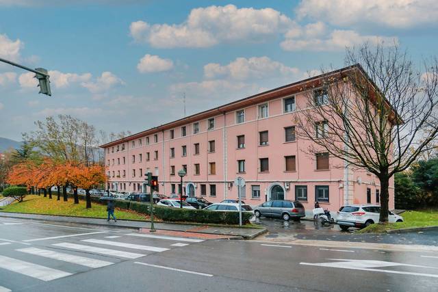 Piso en Venta en Av Agirre Lehendakaria en Urbi