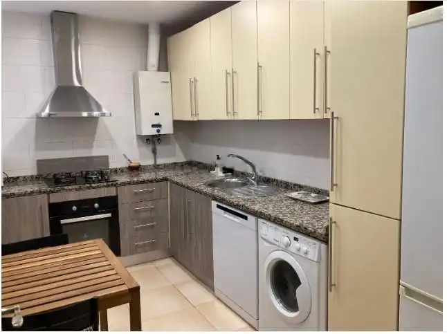 Cocina de Piso de alquiler en Sevilla con Aire acondicionado y Amueblado